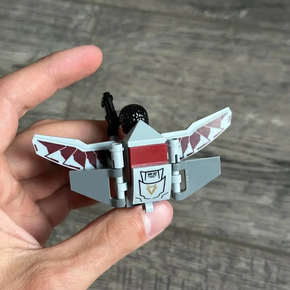 Rare 2016 LEGO Marvel Sam Wilson Falcon Red Wing Civil War 76050 Mini Figure
